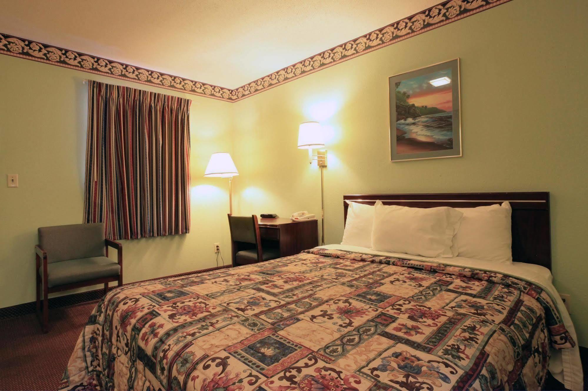 Regency Inn Fayetteville Phòng bức ảnh